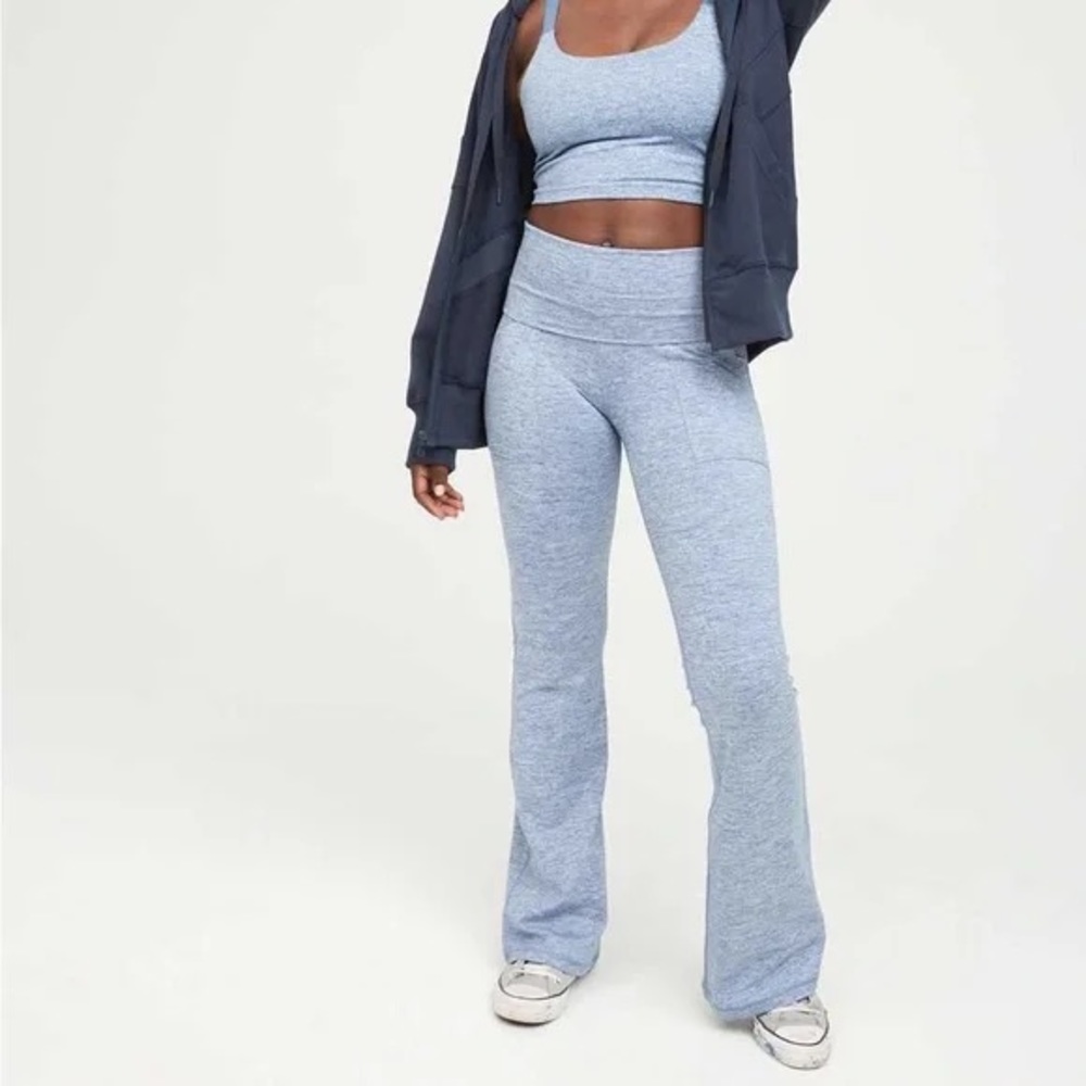 Offline by Aerie Tie Hugger Foldover Flare Hi-Rise‎ Long Inseam Leggings